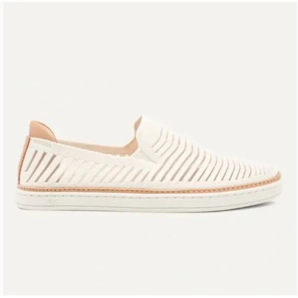Ugg Sammy Breeze Slip On Sneakers 8 White Tan Flats Travel Beach Resort Cruise - Picture 3 of 11